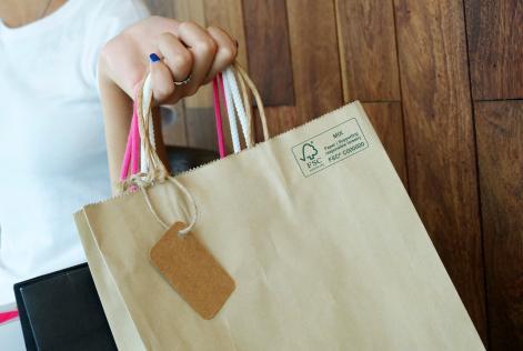 a photo of an FSC certified paper bag